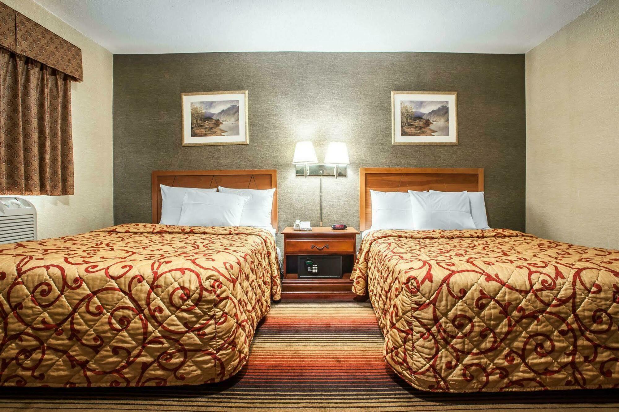 Rodeway Inn Jersey City Bagian luar foto